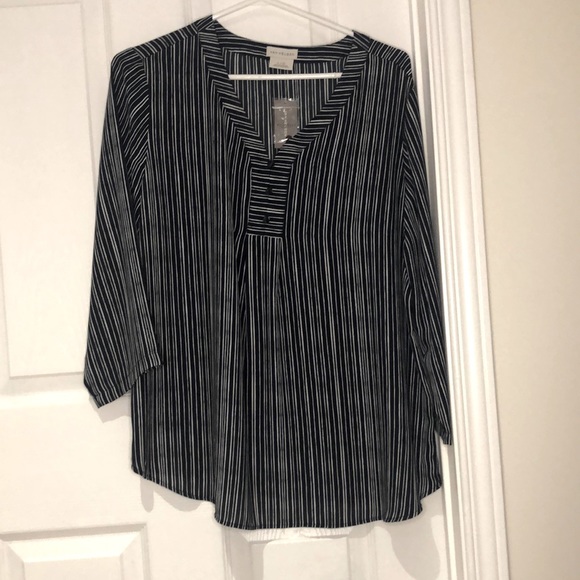 NWT Van Heusen Navy and White Stripe Top - Picture 4 of 7